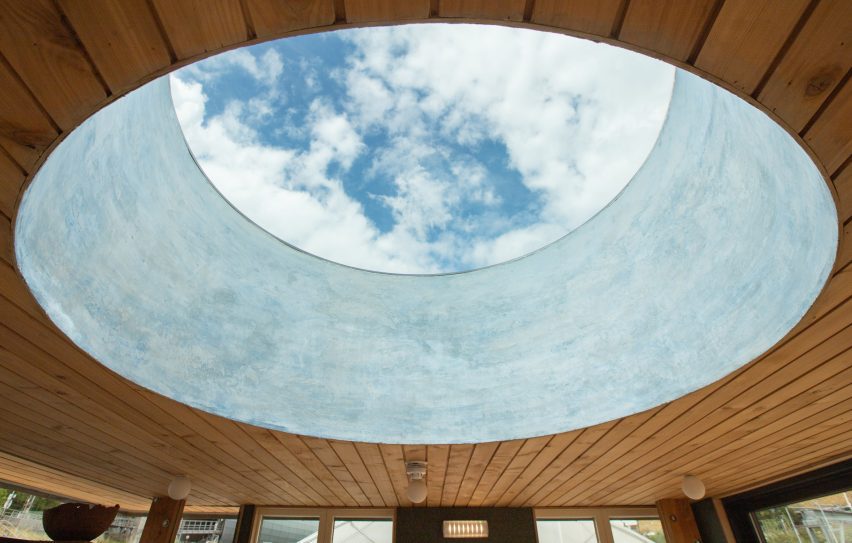 Triangle Site by Jan Kattein Architects