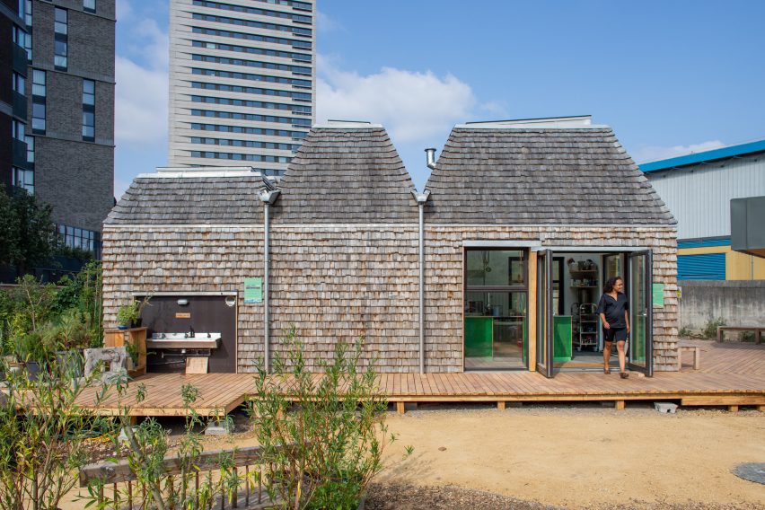 Triangle Site by Jan Kattein Architects