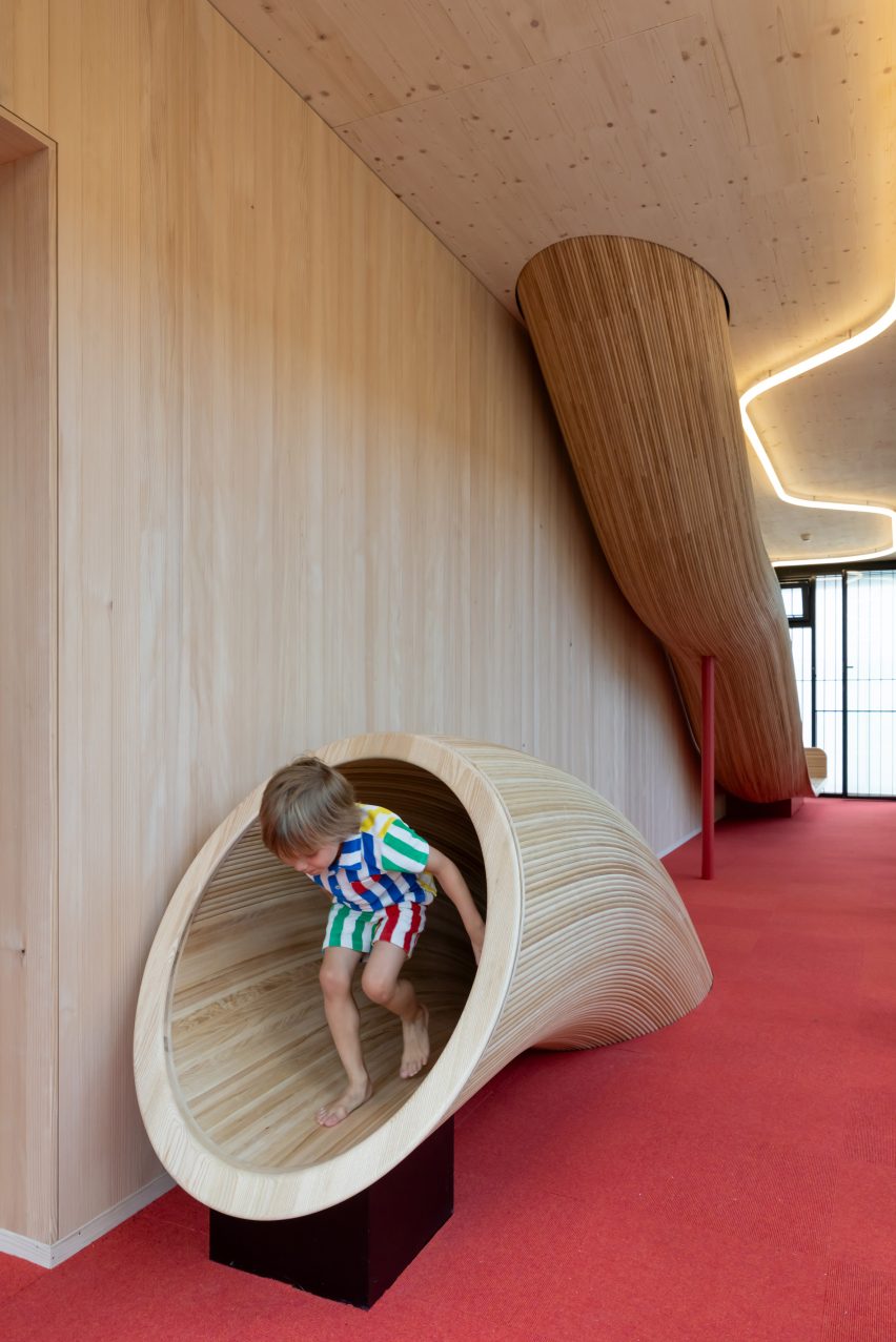 Kinderoase an der TUM by Kéré Architecture