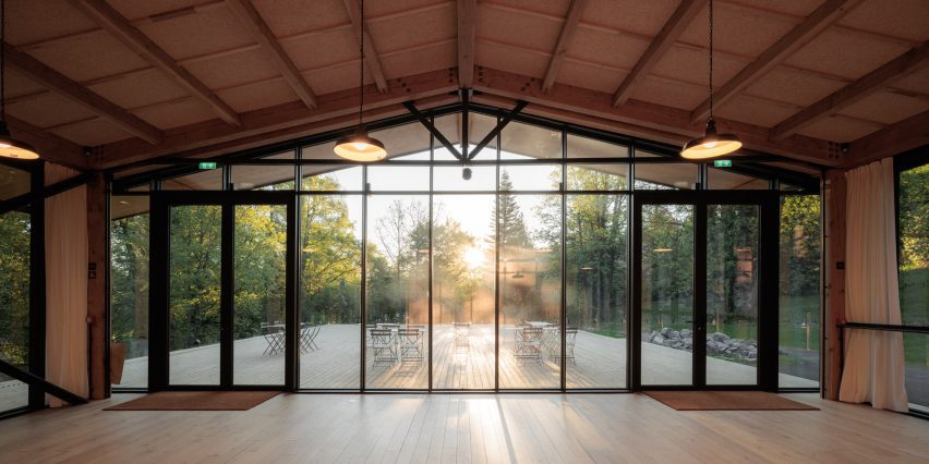 La Source Vive concert hall by PCA-Stream glazed foyer