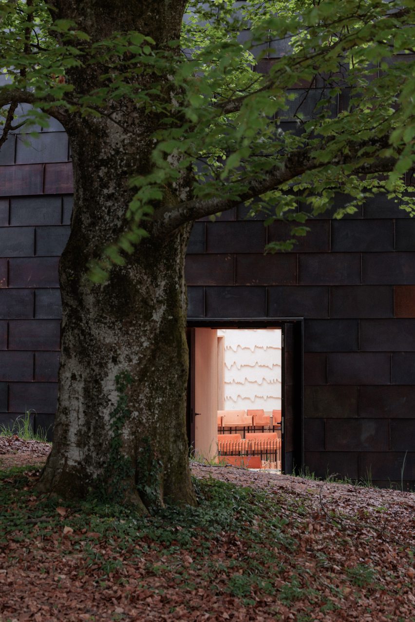 La Source Vive concert hall by PCA-Stream