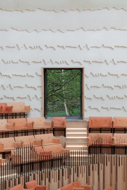 La Source Vive concert hall by PCA-Stream interior