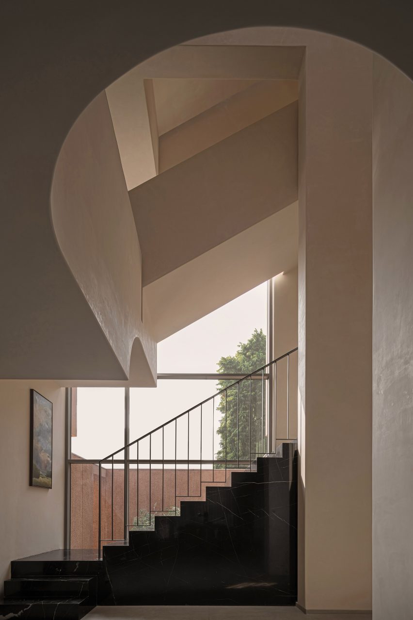 LJ House by Studio Saransh