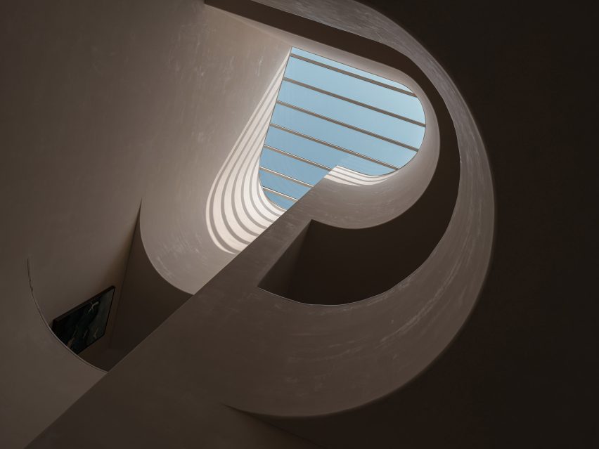 LJ House by Studio Saransh