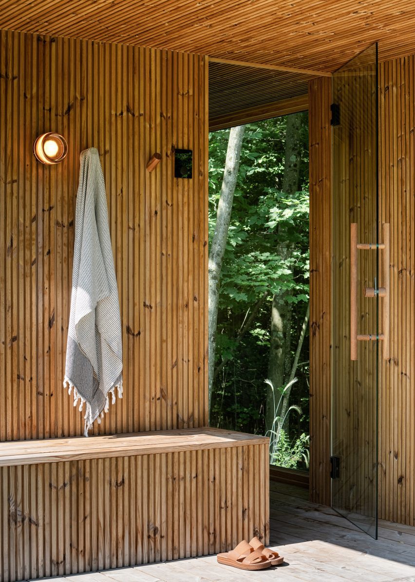 Vermont house by Elizabeth Herrmann Architecture