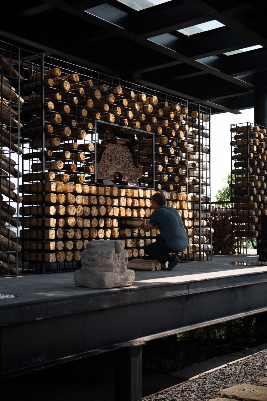 Nanhai Buddha Pavilion by DoDesign