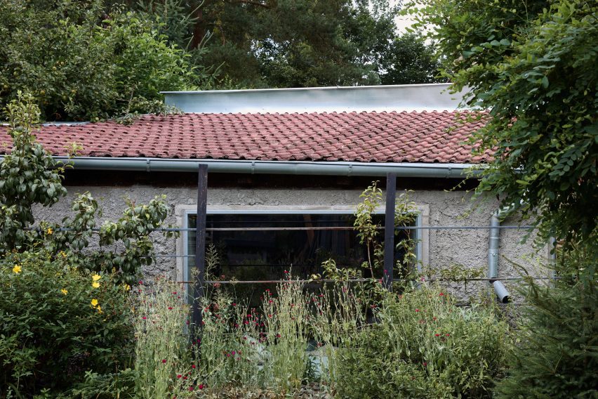 Panoší Újezd Summer House by Lenka Milerová Architektka