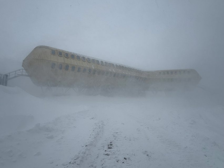 Polish Antarctic Station by Kurylowicz and Architects