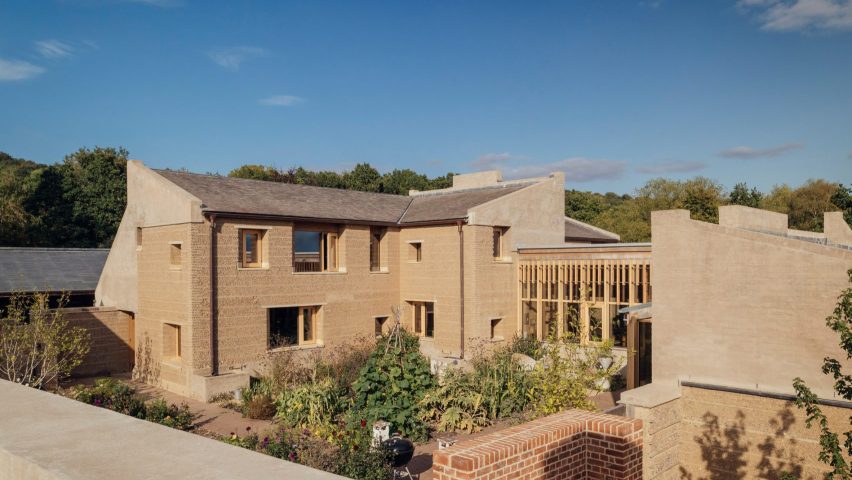 Rammed-earth house