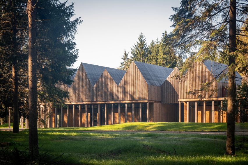 Sanctum nature retreat by Arches