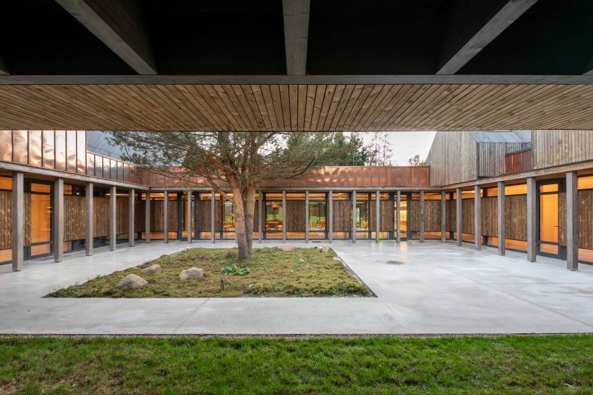 Sanctum nature retreat by Arches