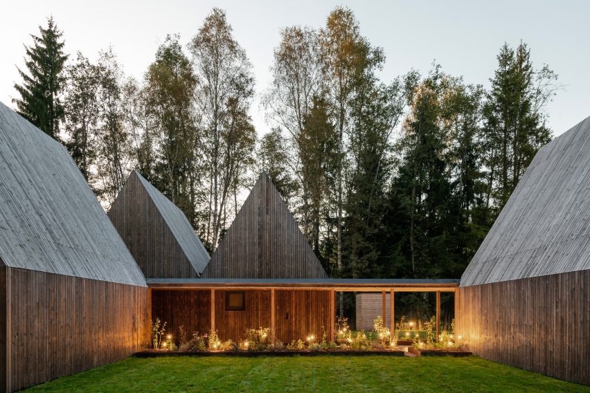 Sanctum nature retreat by Arches