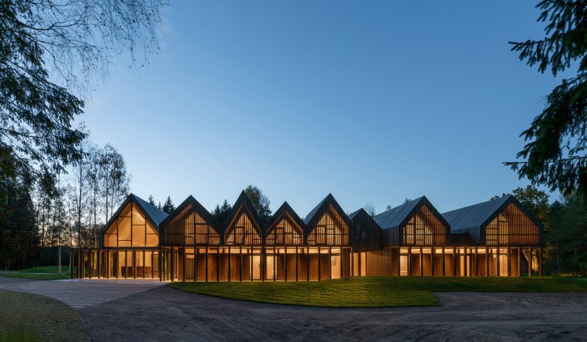 Sanctum nature retreat by Arches