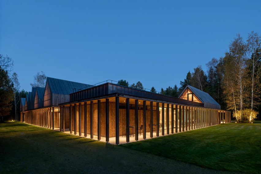 Sanctum nature retreat by Arches
