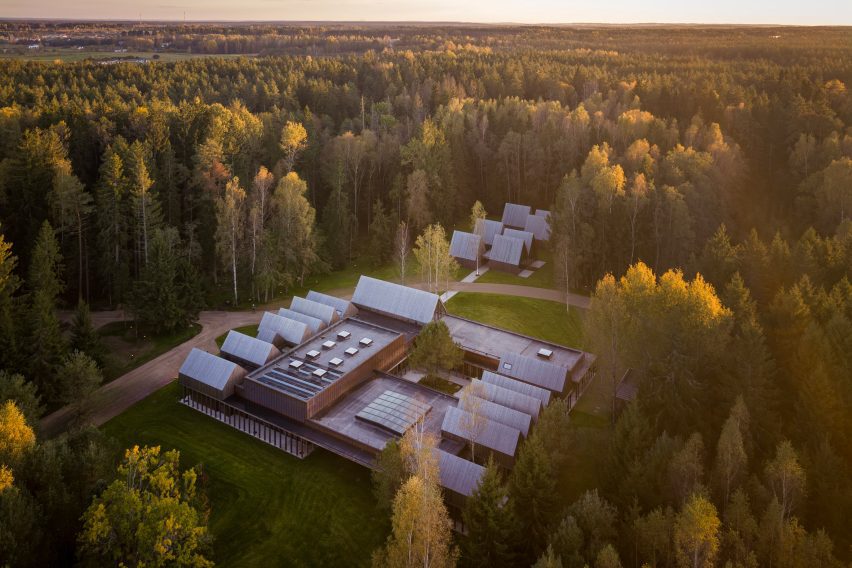 Sanctum nature retreat by Arches