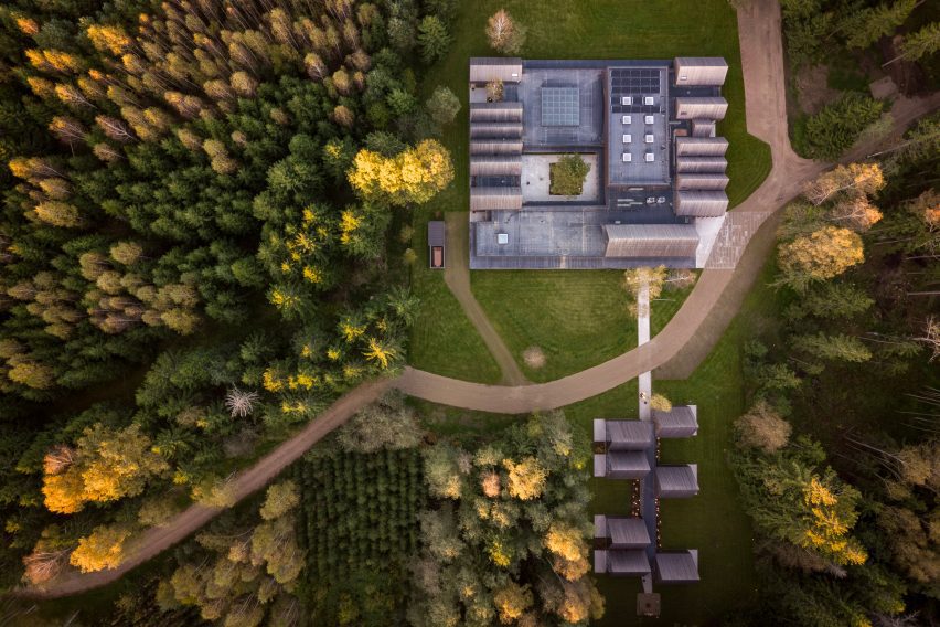 Sanctum nature retreat by Arches
