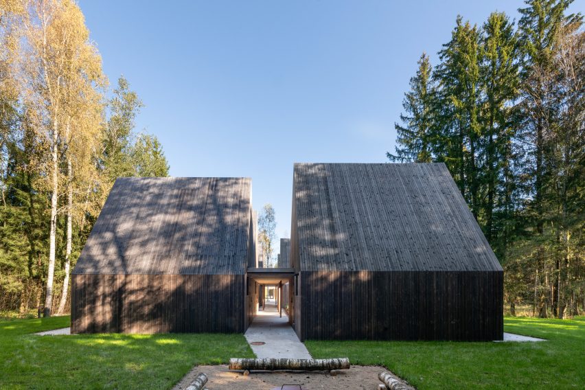 Sanctum nature retreat by Arches