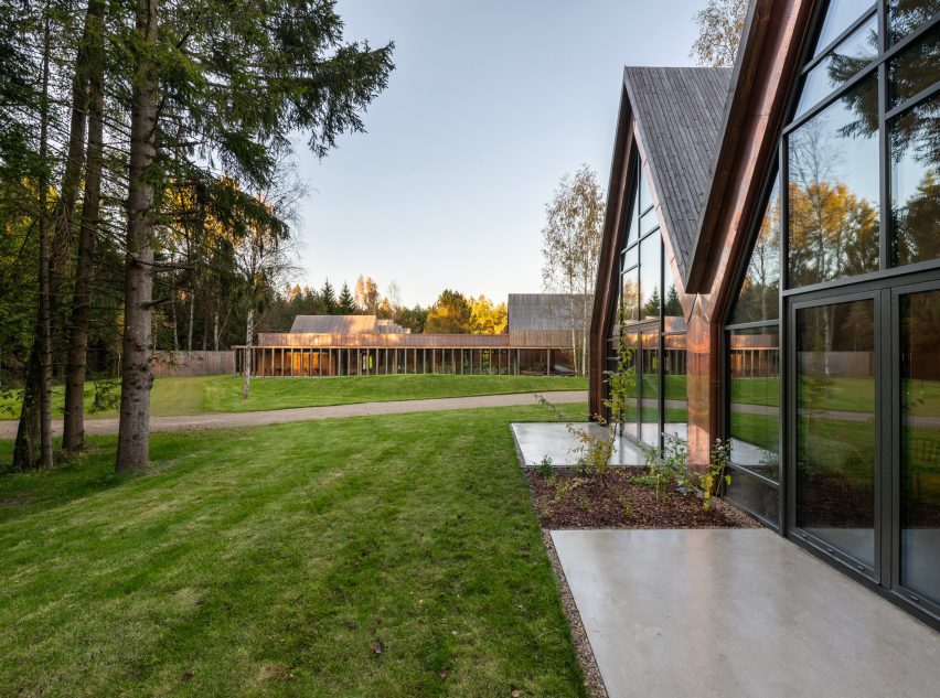 Sanctum nature retreat by Arches