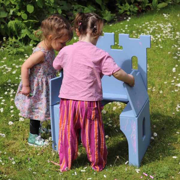Casul chair by James Murphy