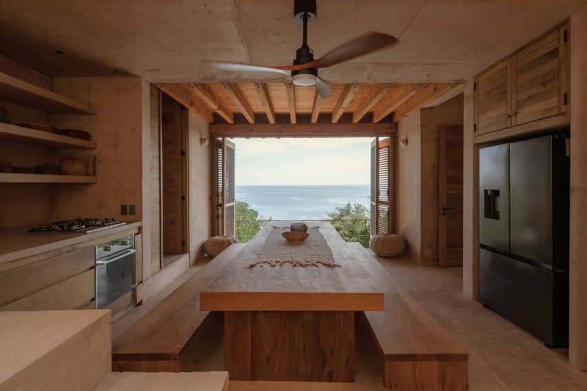 Casa Diez Pies by Studio Font