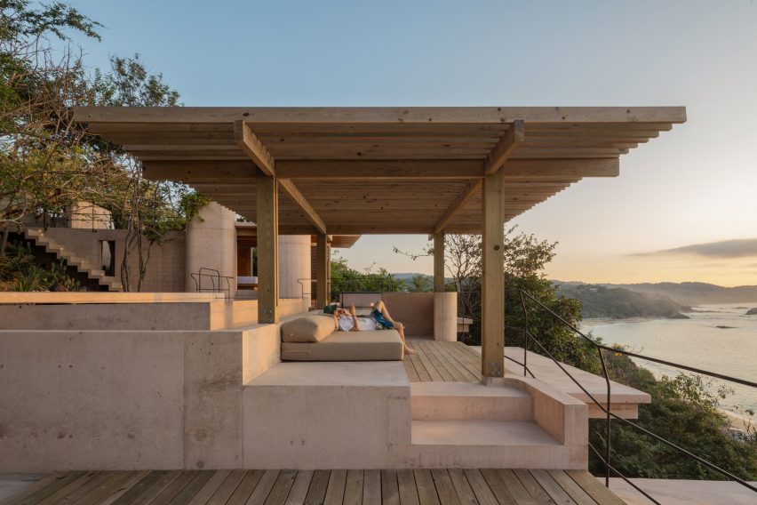Casa Diez Pies by Studio Font