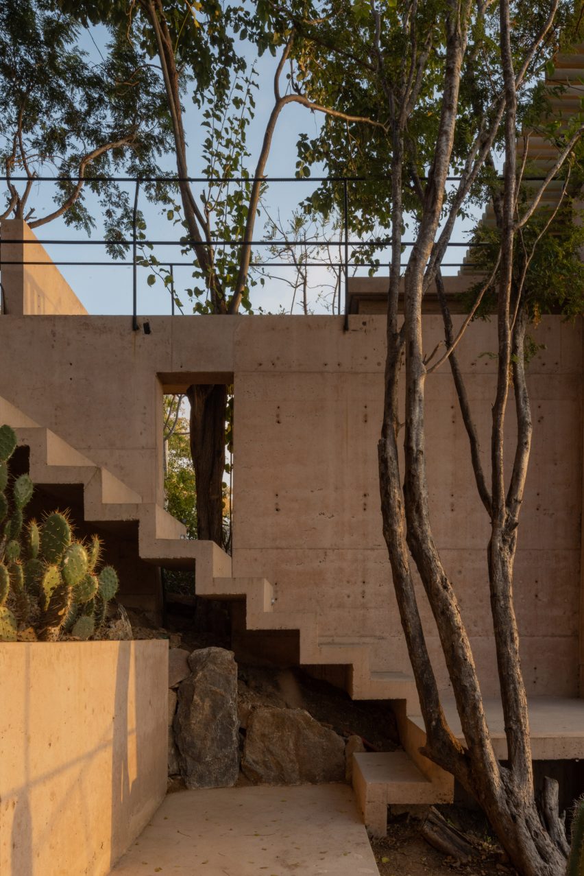 Casa Diez Pies by Studio Font