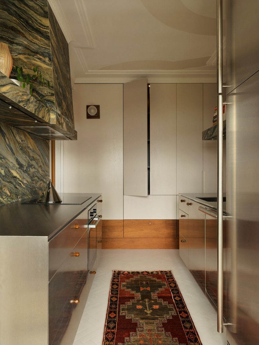Art deco apartment in Sydney