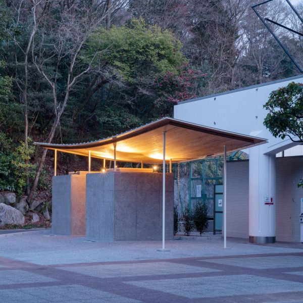 Yano Aoyama Architecture Design tops public toilet in Japan with sweeping timber canopy comments update