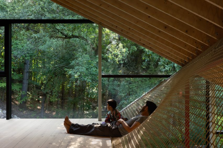 Uufie Belfountain House