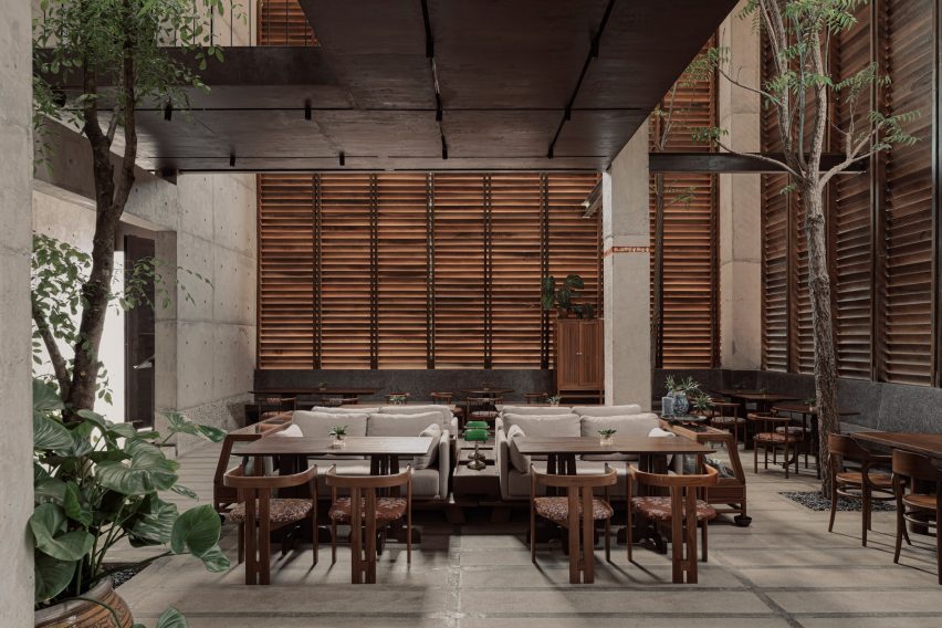 Waankarn by Studio Locomotive