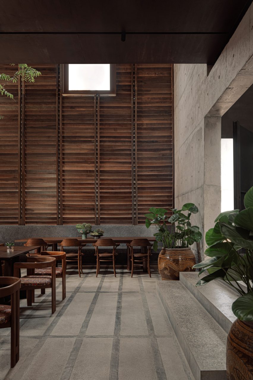 Waankarn by Studio Locomotive
