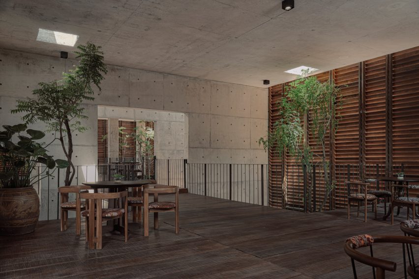 Waankarn by Studio Locomotive