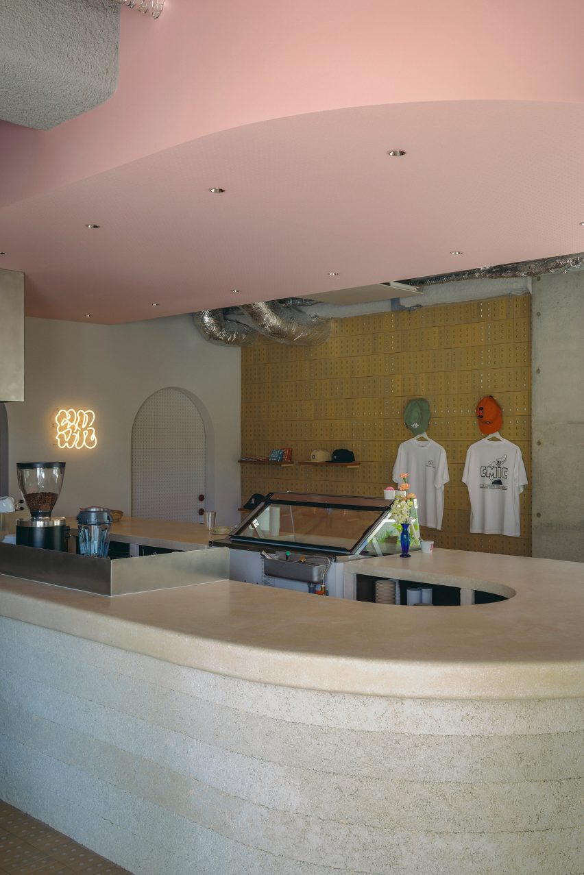 Rounded counter made from limestone