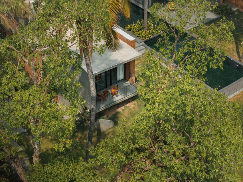 Aalok Farmhouse by Nodecraft Studio