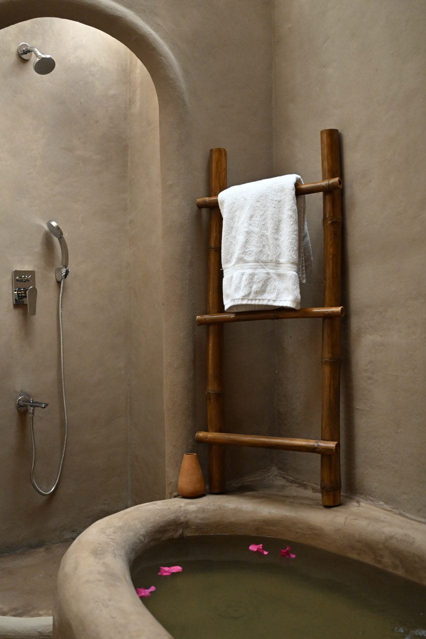 The Earthen Retreat by AKSH Architects