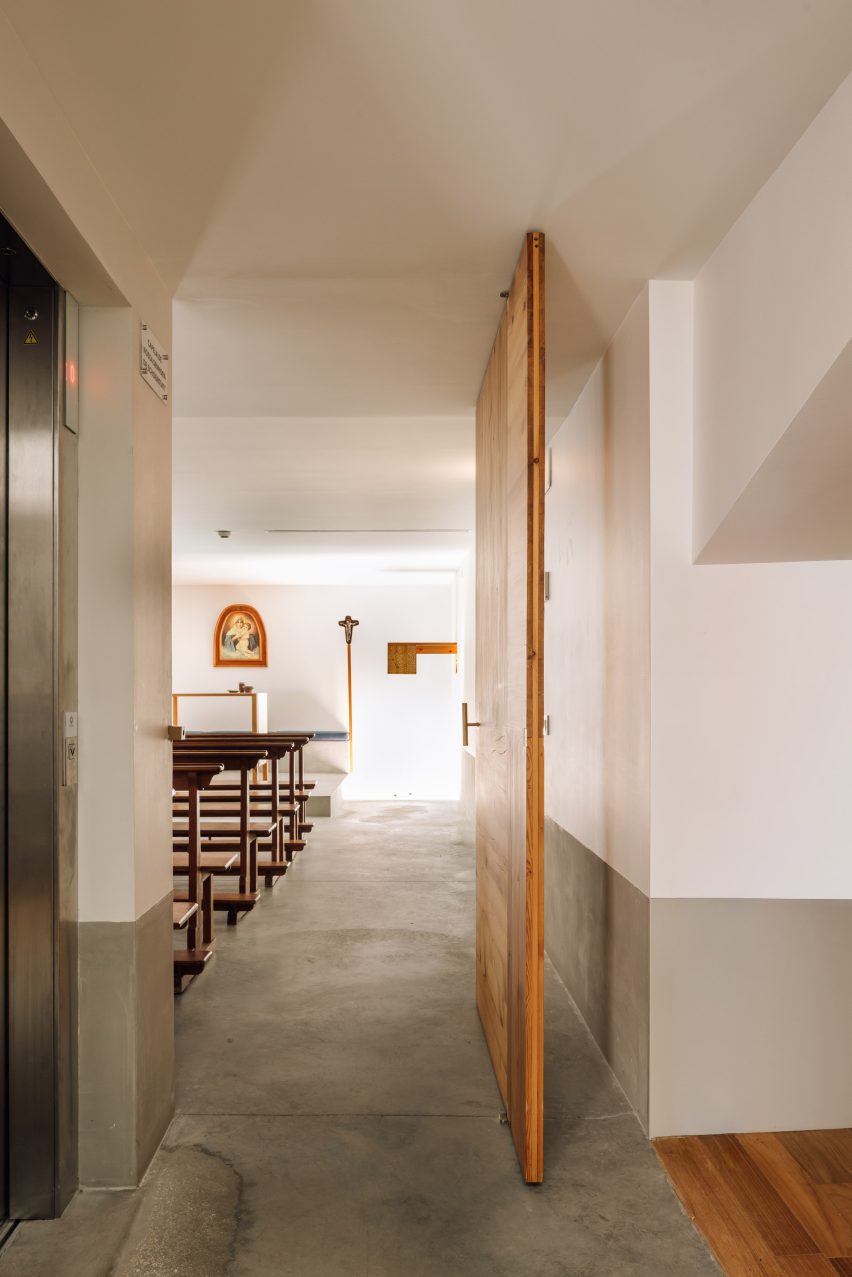 Colégio de Santa Maria by António Costa Lima Arquitectos