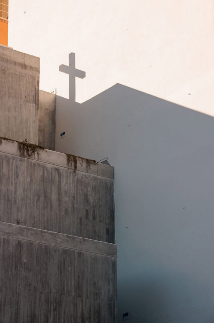 Colégio de Santa Maria by António Costa Lima Arquitectos