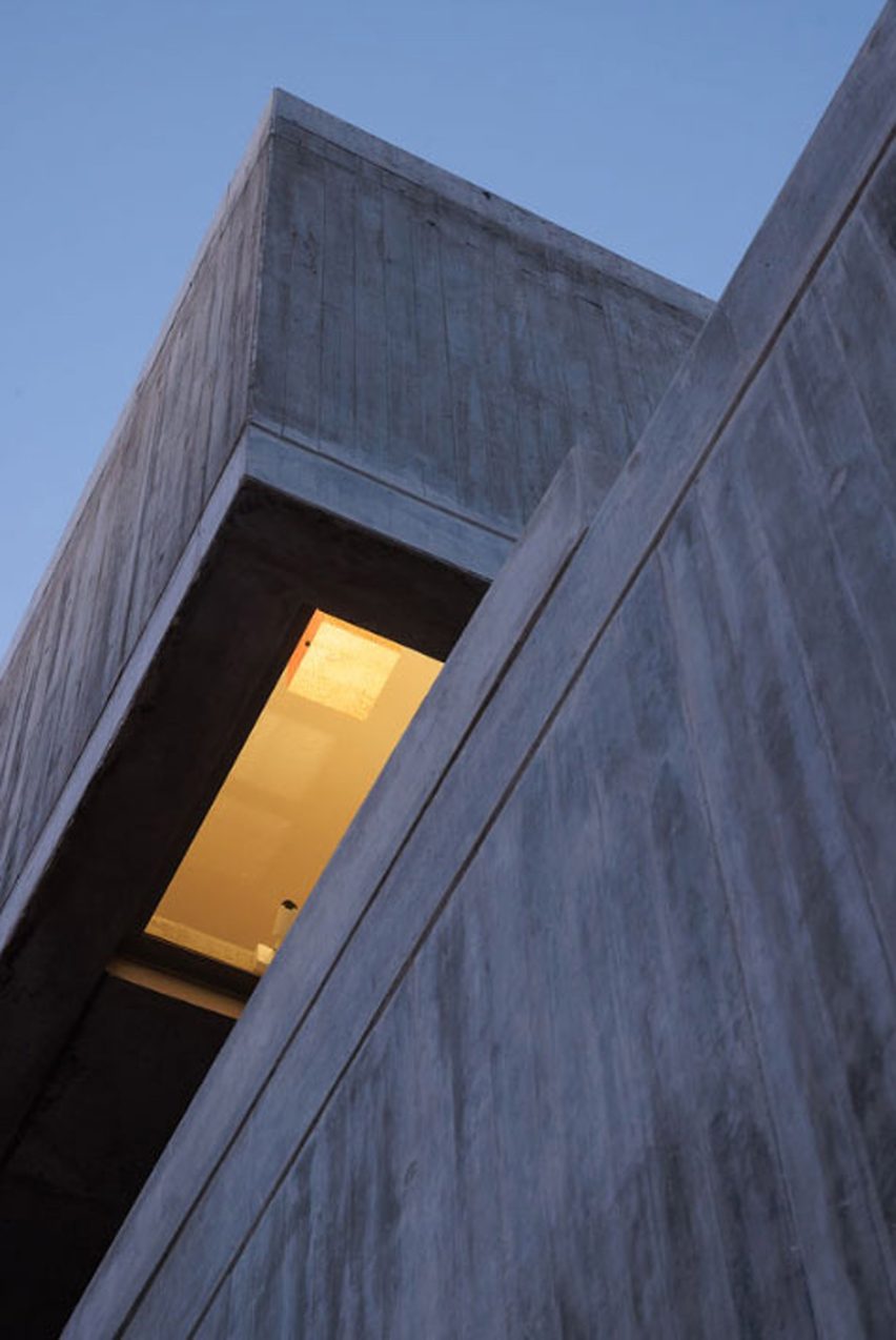 Colégio de Santa Maria by António Costa Lima Arquitectos