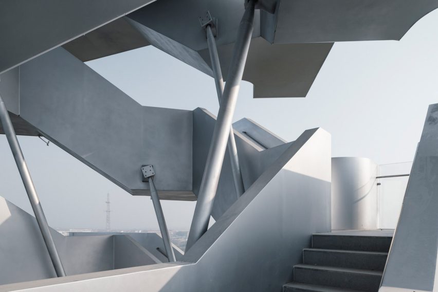 Chenhu Migratory Bird Observation Tower by Xiang Architects
