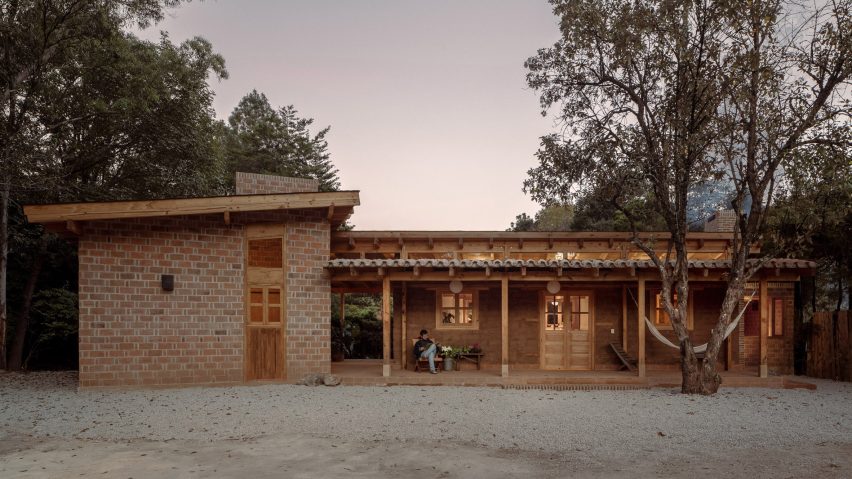 Casa Estelí by Colar