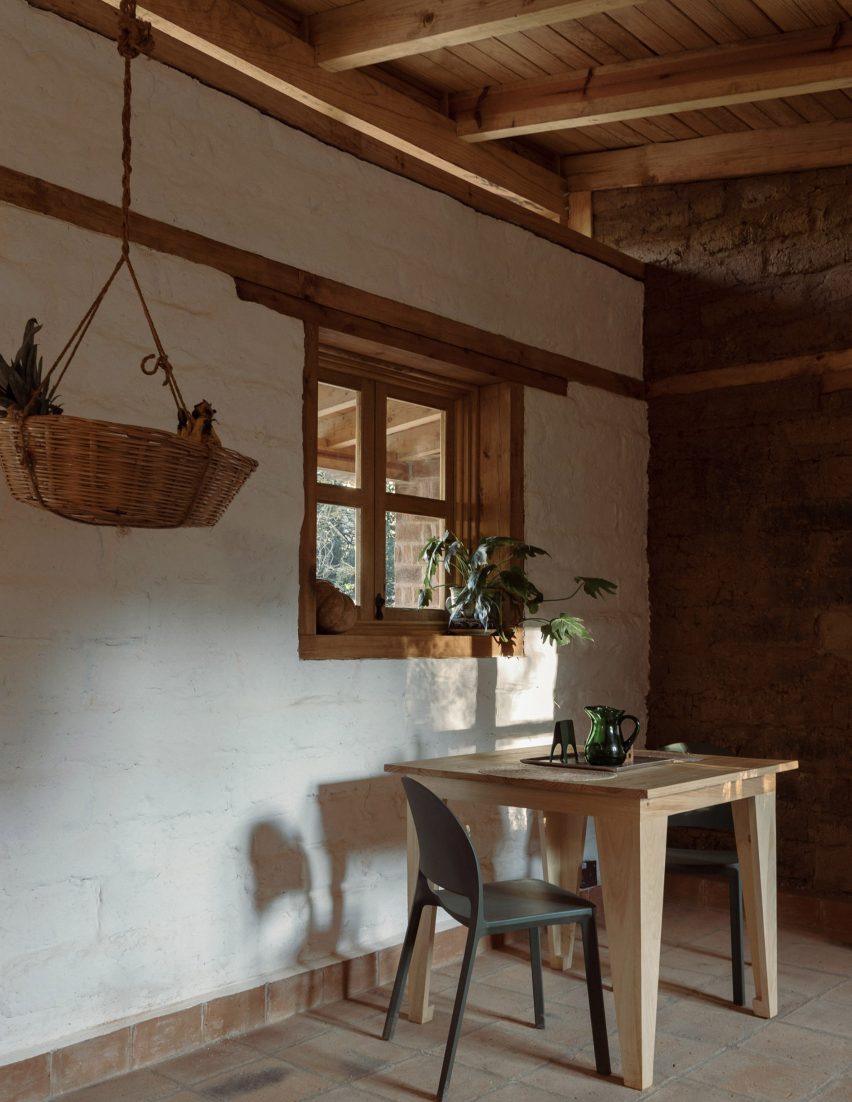 Casa Estelí by Colar