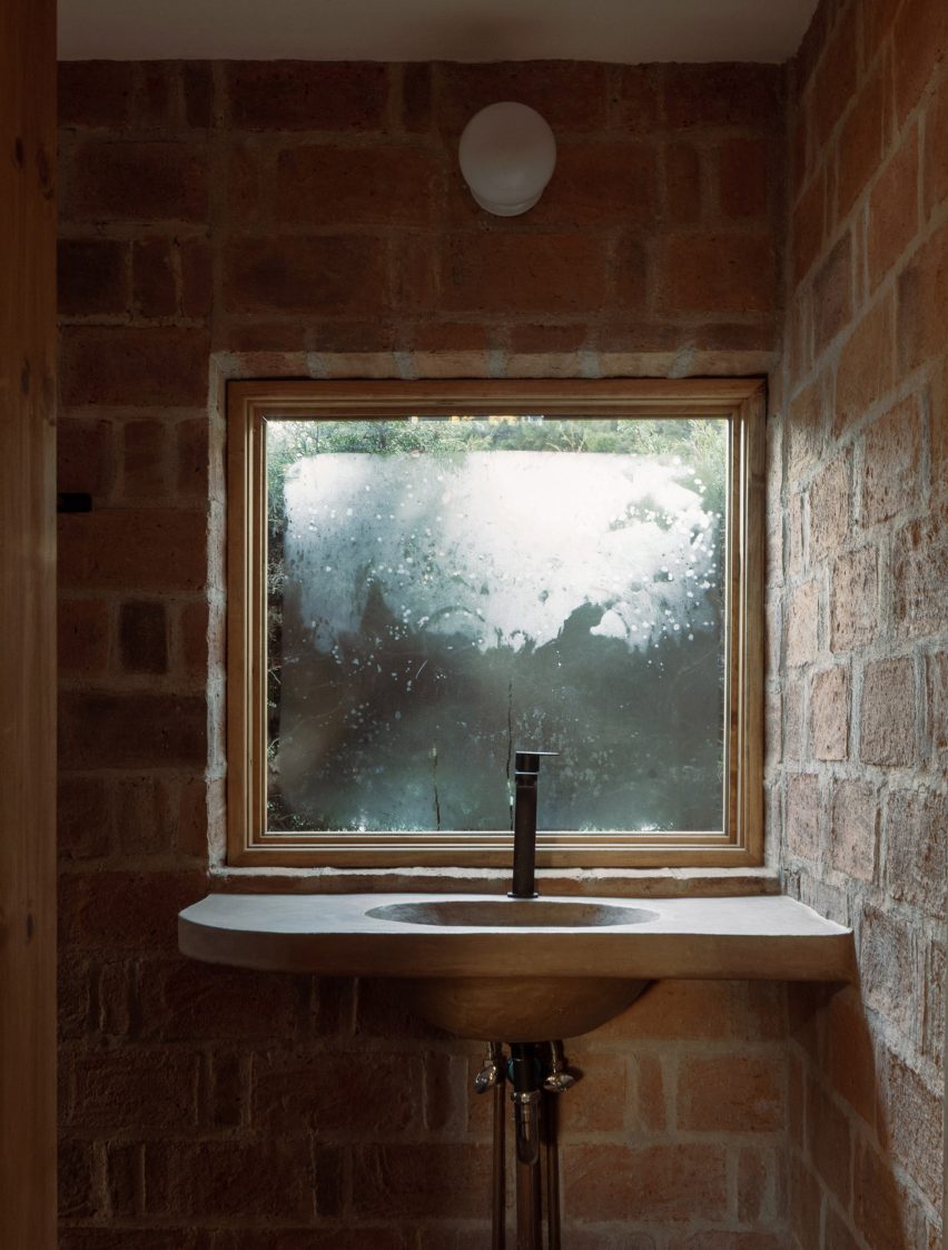Casa Estelí by Colar