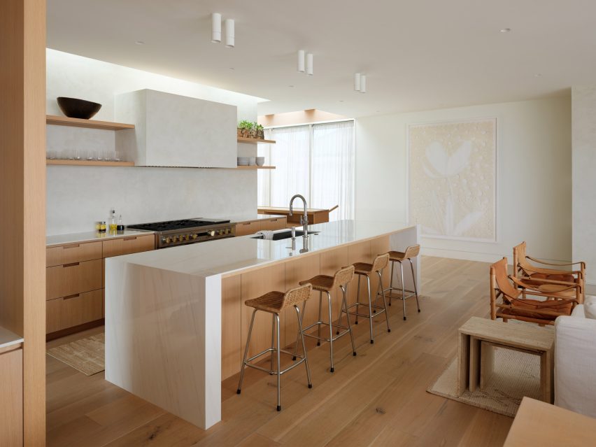 Dune House in Delaware by Ziger Snead
