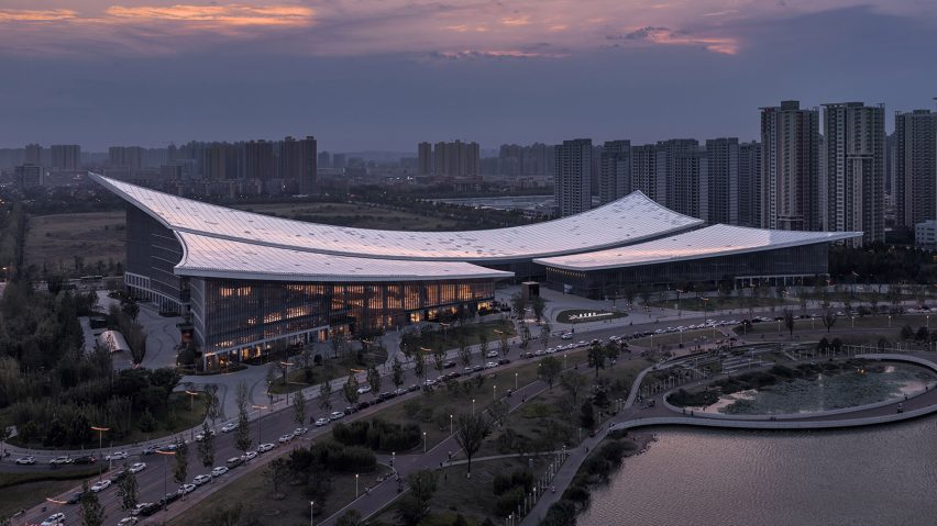 Xi’an Public Library by HONG Designworks