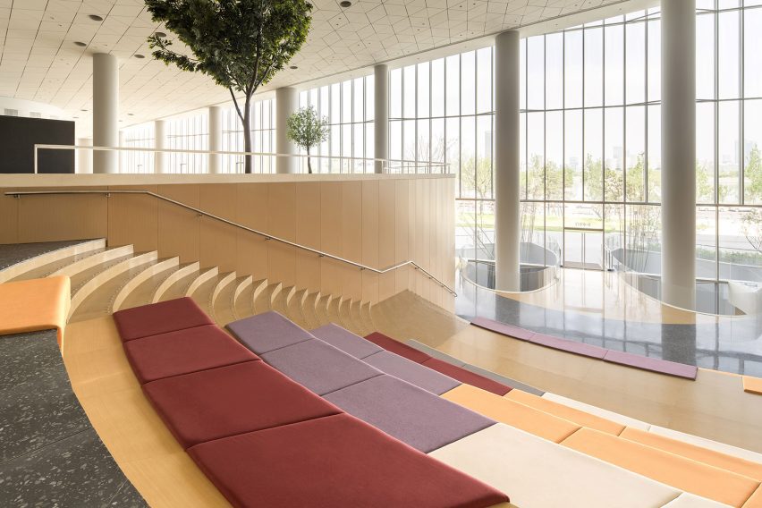 Xi’an Public Library by HONG Designworks