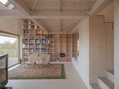 Husárik Hut interior by Oatelier