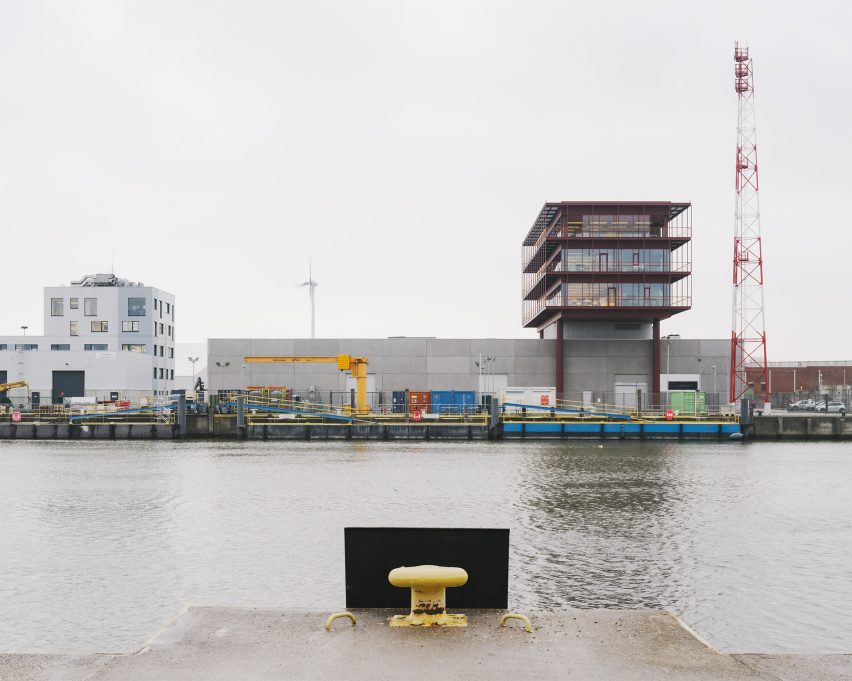 Elia service centre in Ostend by OYO Architects
