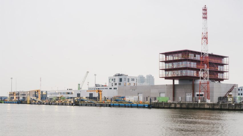 Elia service centre in Ostend by OYO Architects