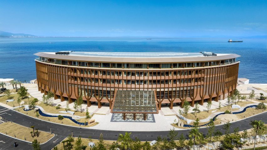 Pasona hotel on Awaji Island by Shigeru Ban