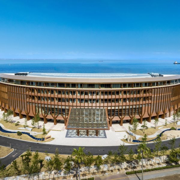 Pasona hotel on Awaji Island by Shigeru Ban
